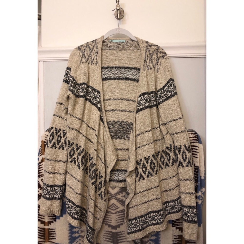 MAURICES sweater, SIZE L